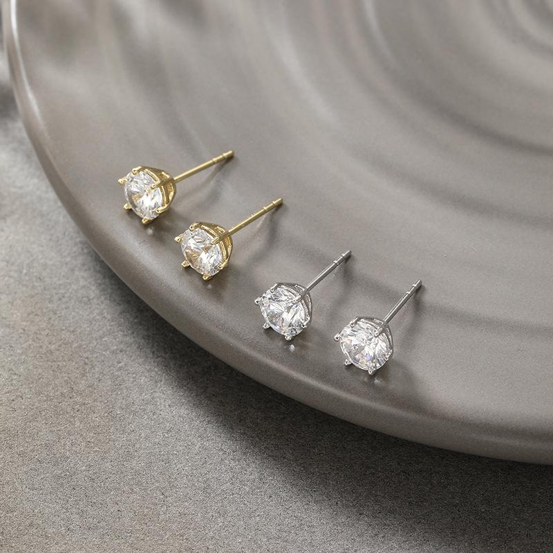 Product Introduction of Bông Tai Đinh tán Zircon, Dát Sáu Chấu Trang sức, phong cách Ins, thiết kế đơn giản, cao cấp, Dễ Phối Đồ 2