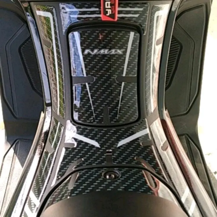 sticker tankpad nmax new grafis karbon timbul resin (bukan nmax turbo)