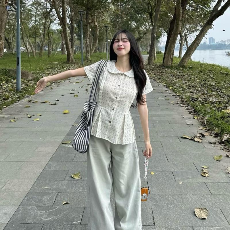 Áo sơ mi cộc tay form babydoll chất vải linen hoa nhí by Halinh M271