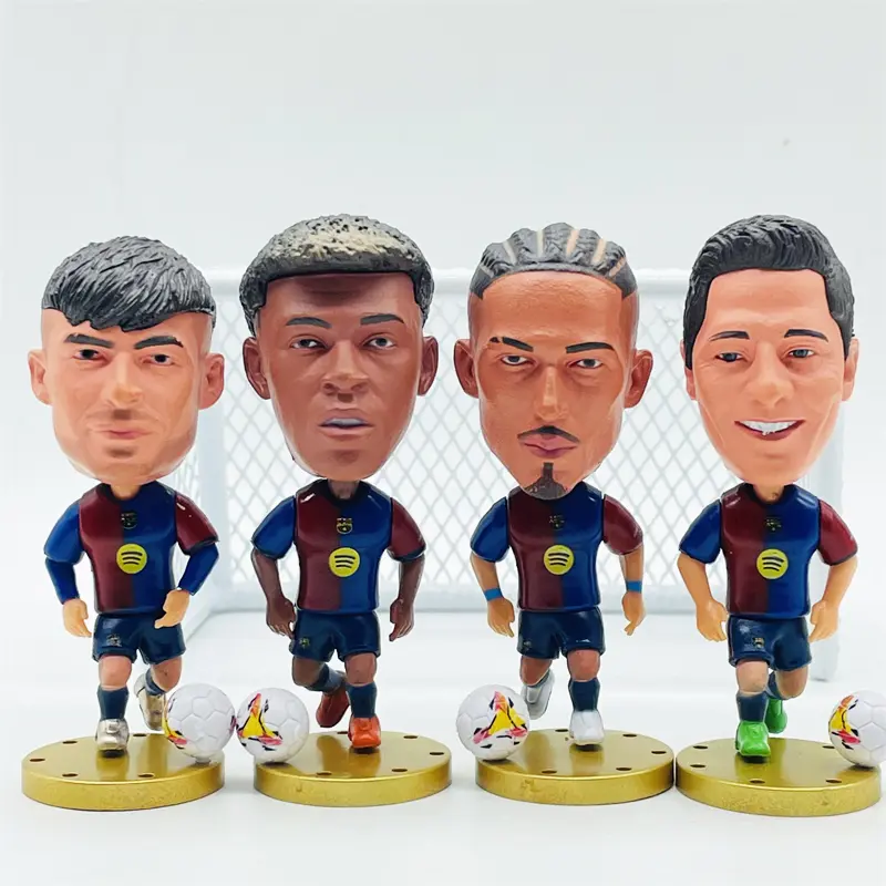 Tượng cầu thủ cử động các khợp linh hoạt CLB bóng đá Barcelona