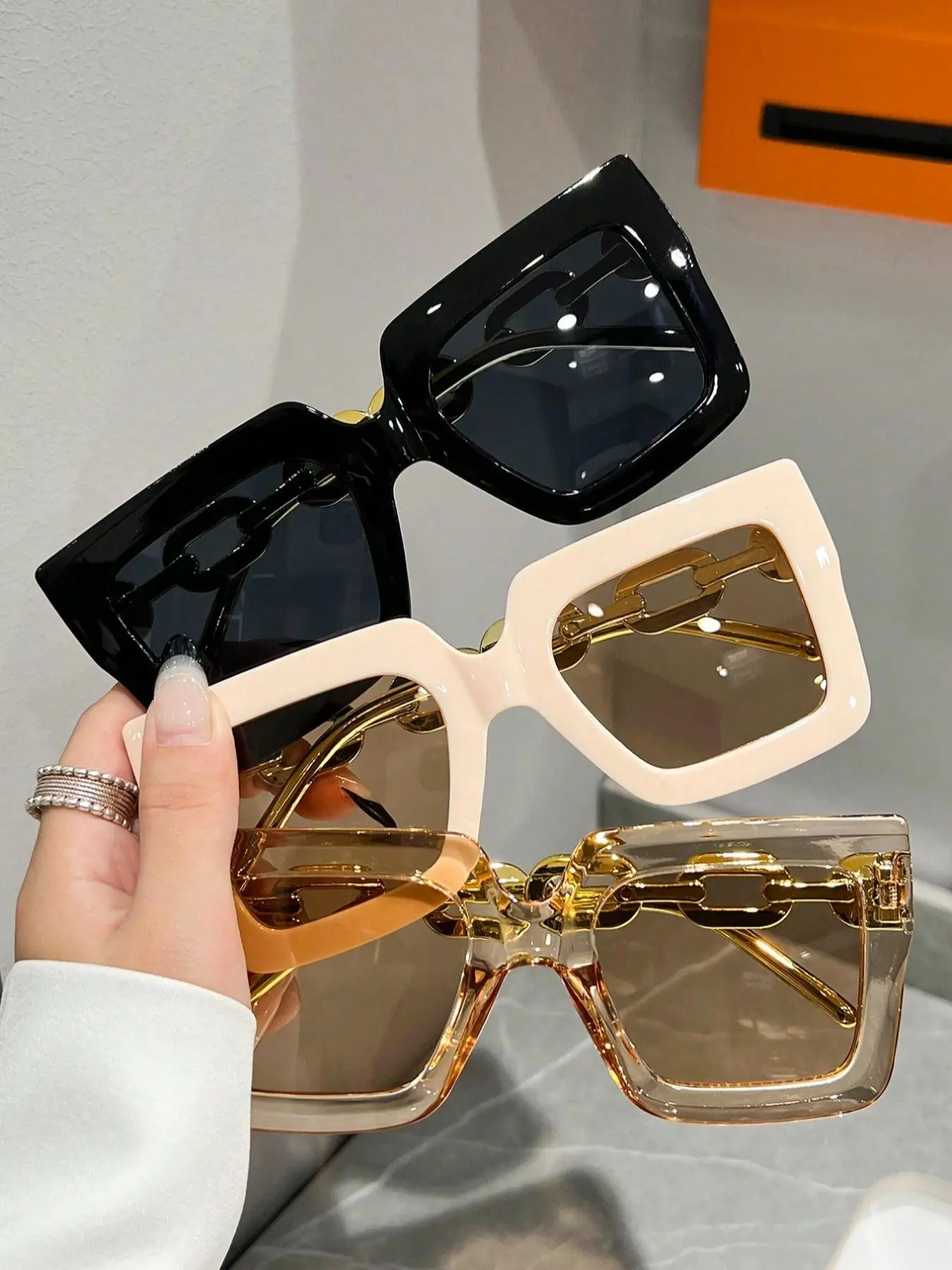 2024 Summer Simple Tinted Lenses Plastic Sunglasses for Everyday Use, Summer Trendy Casual Designer Large Frames Sunglasses for Men & Women, Fashion Accessories for Outdoor Activities, Sunglass Trends 2024