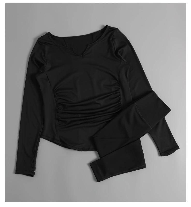 Product Introduction of Loose Breathable Fitness Set + Suitable for Running and Yoga + For Adult Women + Long Sleeve V-neck T-shirt Cover + Features Quick-dry Comfort + Light and Airy 11