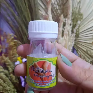 Mahkota Mandayung Perempuan