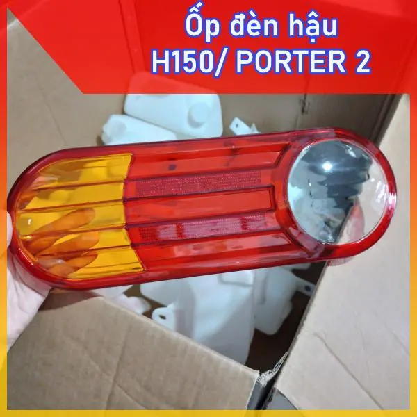 Ốp đen hậu xe tải HYUNDAI PORTER 2 H150 H100 1T 1T25 1T5 hàng chuẩn ( giá 1 cái)