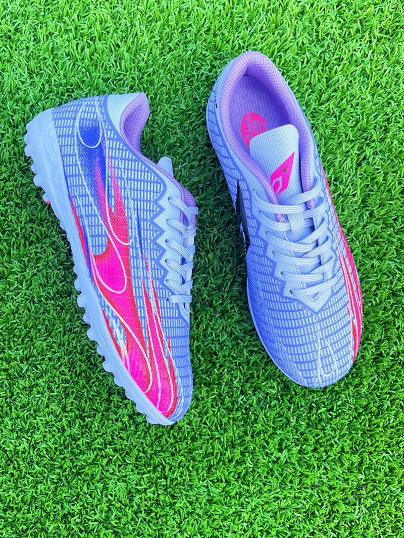 Product Introduction of Men's Colorblock Lace Up Soccer Shoes, Breathable Comfortable Football Shoes, Professional Football Cleats for Outdoor Training & Competition 4