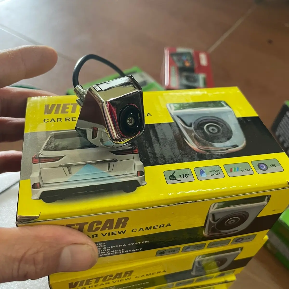 Camera Lùi lắp trên ô tô!