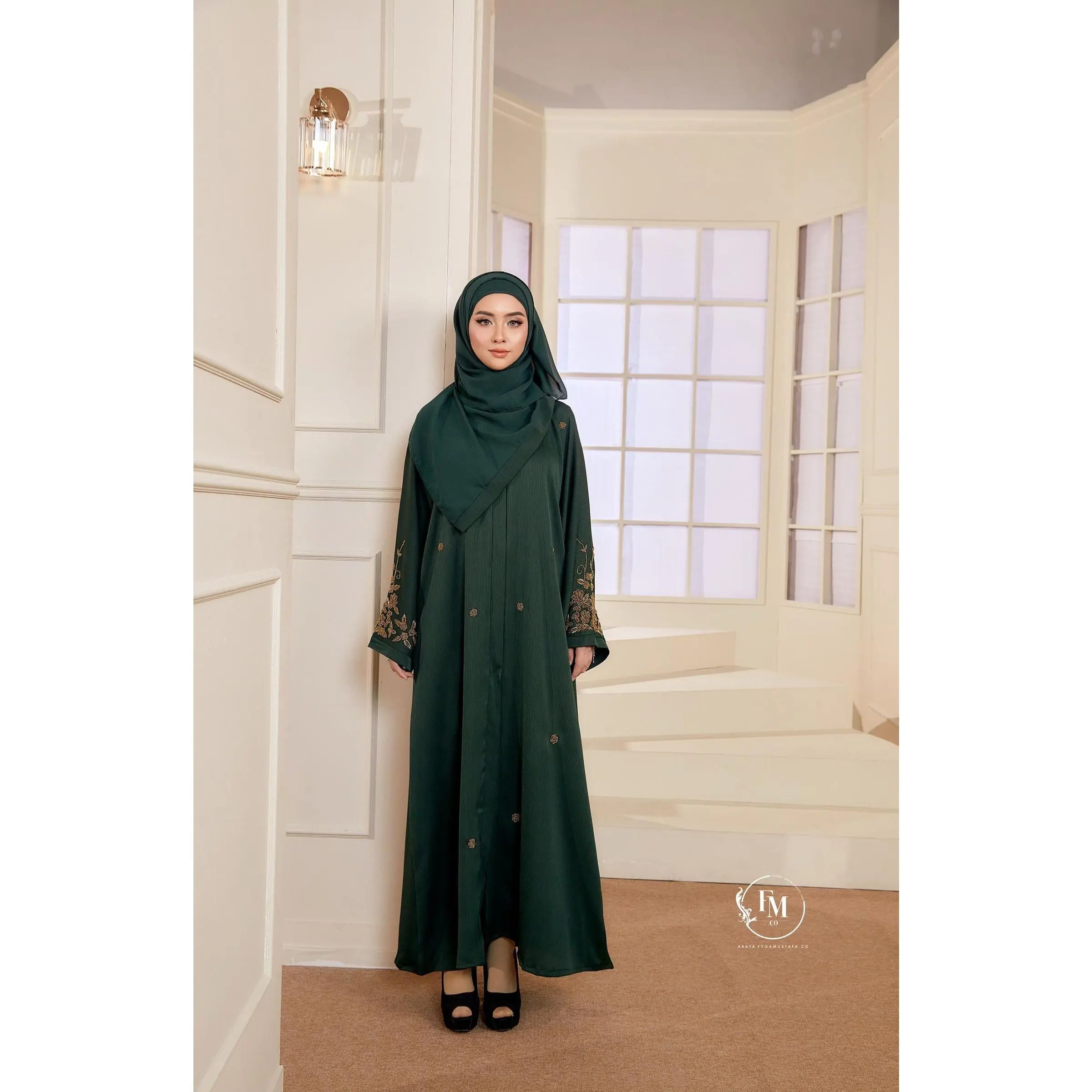 Manar Dubai Luxe Emerald Green