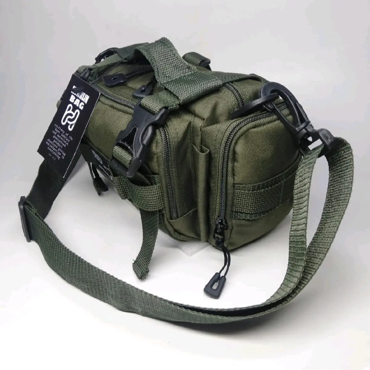 Tas Selempang Multifungsi Pria Wanita Hitam Slingbag Ukuran 28x13x15 cm Cocok Sebagai Tas Jingjing Stang Sepeda atau Tas Pinggang