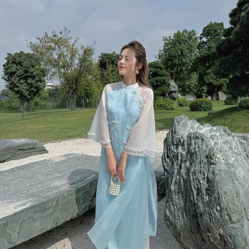 Áo dài cách Tân đính kết thiên kim 0