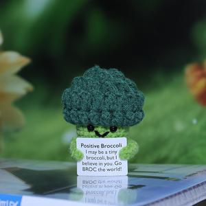 Mini Positive Broccoli Design Crochet Ornament, Cute Cartoon Broccoli Figurine, Creative Home Decor for Living Room Bedroom Office, Best Friend Gifts