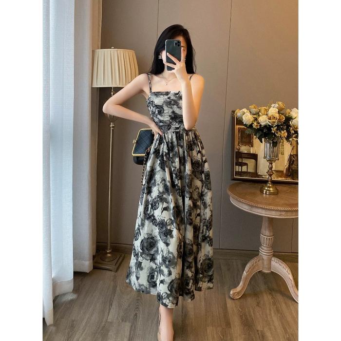 Promo 25003 midi dress hitam pantai press body tanpa lengan bunga bunga  wanita kekinian terbaru 2025 korean style kondangan simple elegan gaun  pesta mewah elegan import - 5805-black, S - Kota Administrasi
