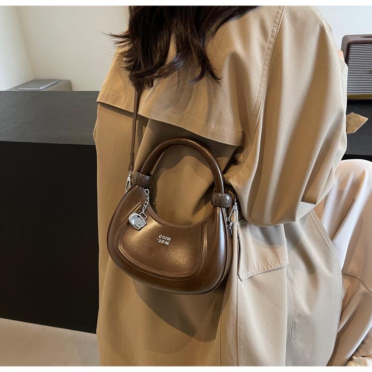 Product Introduction of Túi Lưỡi Liềm, Phong Cách Nam Chio2nd Haili Diary, Da Thật, Túi Xách Mùa Hè Cho Nữ, Túi Đeo Nhỏ Túi Messenger Đeo Vai, Thích Hợp Cho Nữ 20
