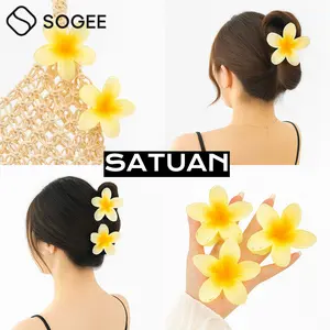 SOGEE - Jepit Rambut Bunga Kamboja Plastik Premium Motif Elegan Cocok untuk Segala Gaya dan Aktivitas Wanita Penjepit Aesthetic Bahan Plastik Premium Pin Rambut Lucu