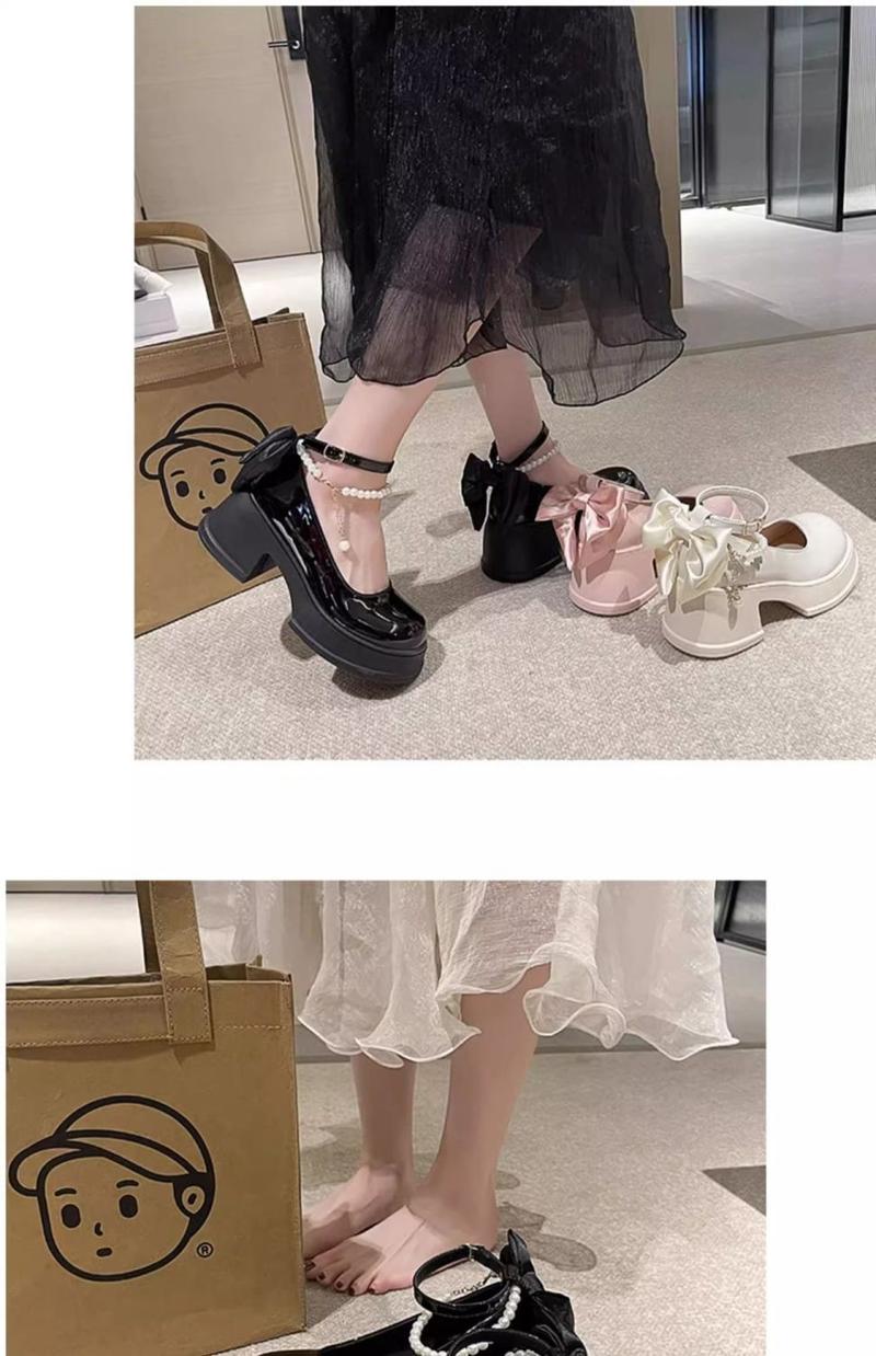 Product Introduction of Lace-Up Mary Jane Chunky Square-Toe Shoes, Comfortable Soft Sole with Anti-Slip Design, Bow Accent, Retro Fashion Footwear That Can Be Paired with Skirts 24