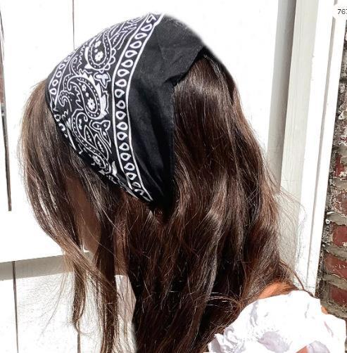 Product Introduction of European and American Outdoor Cycling Multifunctional Headscarf Paisley Bandana Magic Headscarf 6