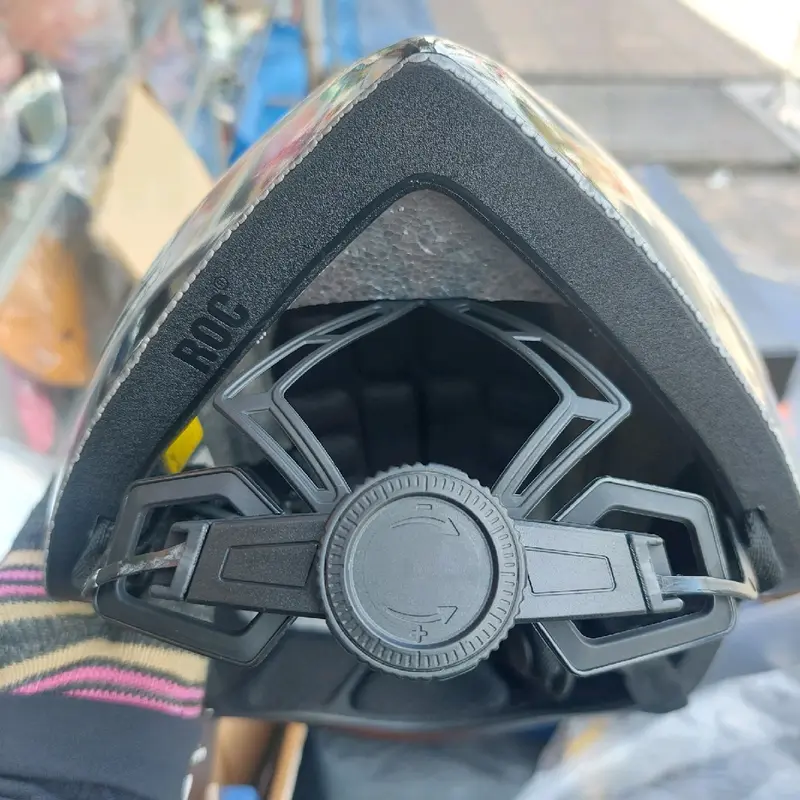 Nón  bảo hiểm ROC R18 đuôi nhọn nam châm tăng chỉnh chính hãng Roc full hộp đầy đủ phụ kiện Helmet 3