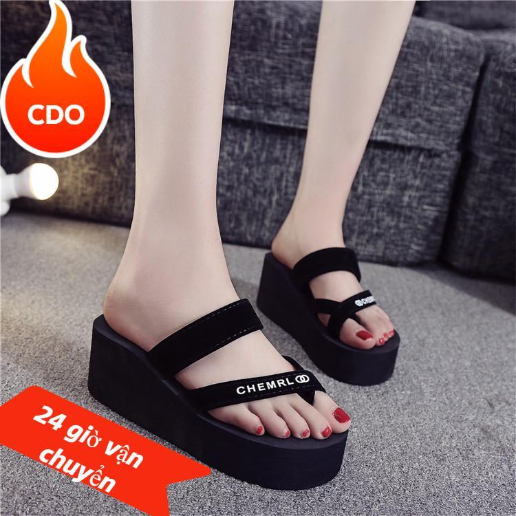  Kiểu dáng mới của phụ nữ mùa hè dày  dép xỏ ngón chân nữ  gót bên ngoài mang thoải mái cá tính bộ ngón chân nữ mát mẻ dép dép  charm dép  xốp  cho  nữ dép  kẹp giay  depsieuben dép  nữ  mới  nhất giày  đẹp  chonữ dép    bánh  mì  đính  đá dép  hai  quai 