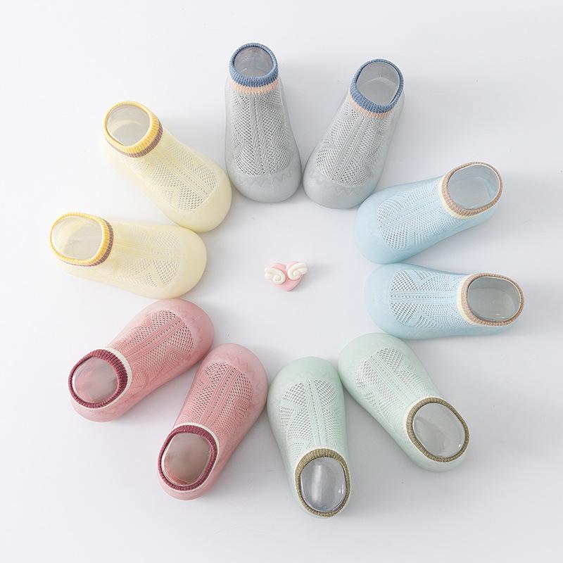Giày Lưới Dệt Kim Thoáng Khí Cho Em Bé Mùa Hè, Có Băng Đô, Chống Va Chạm, Đế Mềm, Giày Đi Bộ Cho Bé Trai Và Bé Gái, Giày Tất Nhẹ Giày Tập Đi