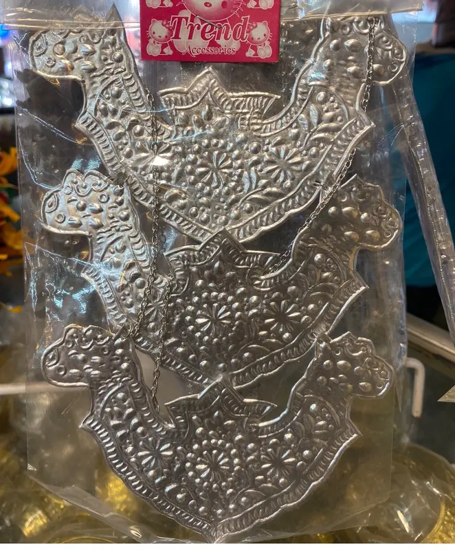 Kalung penari 1