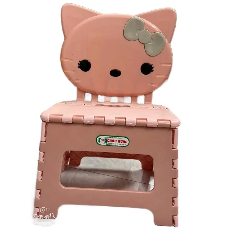 ￼Ghế nhựa xếp có lưng tựa hình mèo Hello Kitty, ghế nhựa Châu Hưng nhìn rất dễ thương . 2