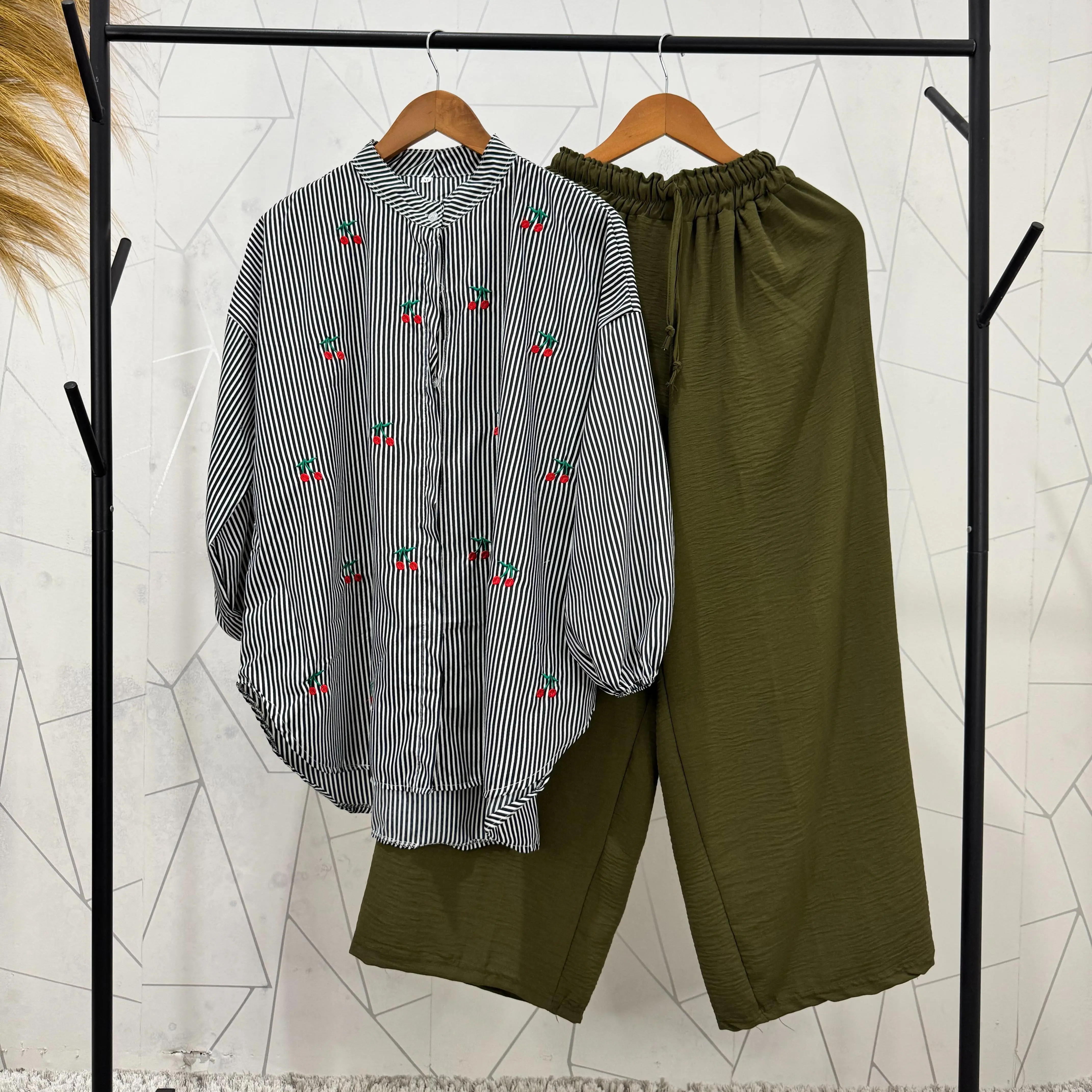 Set Keirra Hitam+Klt Army