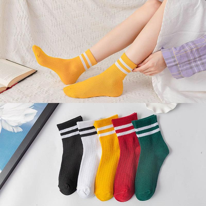 Product Introduction of Fashion Autumn and Winter Cloth Label Couple Socks Sports Socks Solid Color Cotton Socks 10