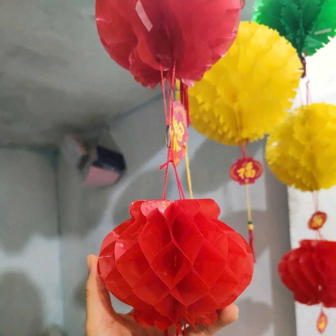 1 Lồng Đèn Trang Trí Tết Màu Đỏ (Lồng đèn nilong)