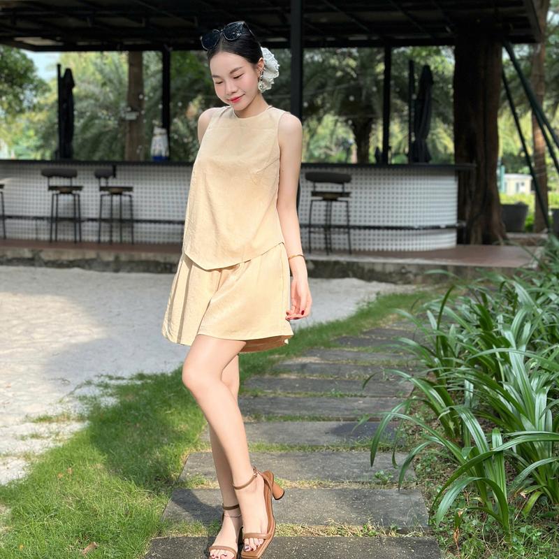 S157 Set Đồ Nữ Áo Sát Nách Cổ Tròn Vạt Áo Tà Nhọn Kèm Quần Sọt Váy Chất Linen Thun Women Top Kem - set đồ sang chảnh nữ