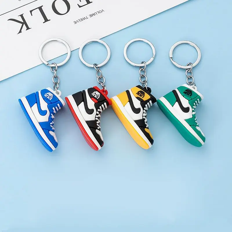 Pendant Sneakers Keychain 3D Mini Basketball Shoe Model Key Ring Decoration Gift