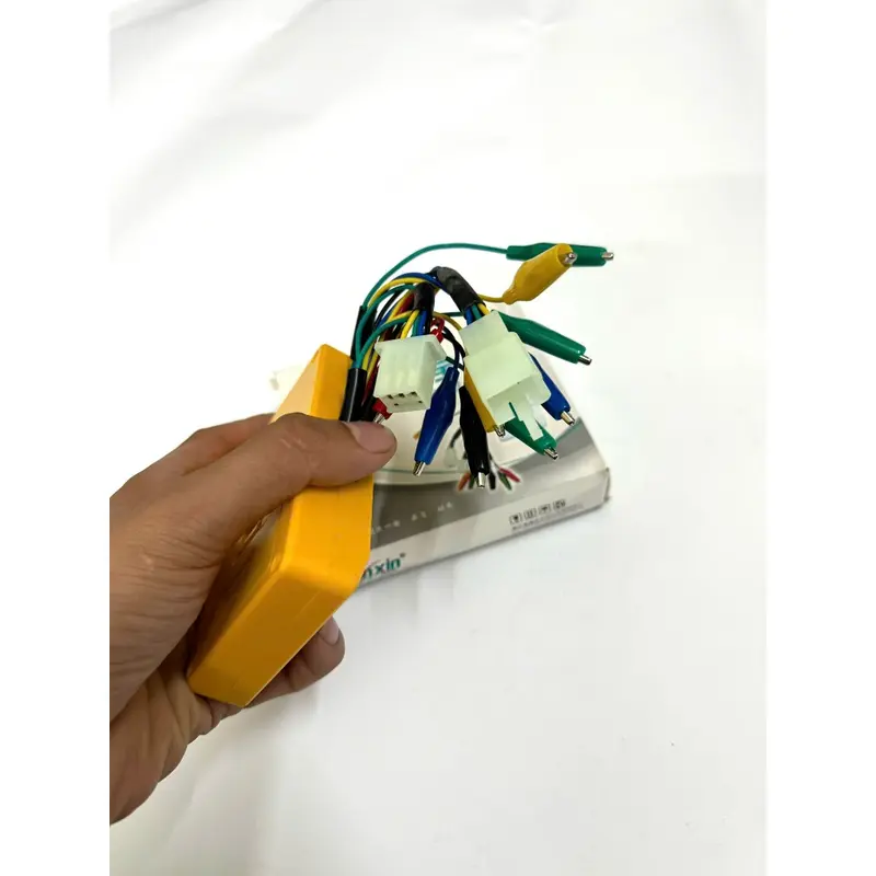 Máy test lỗi xe máy điện , kiểm tra tay ga , IC điều tốc và động cơ ( có kèm pin ) Phụ Tùng 2