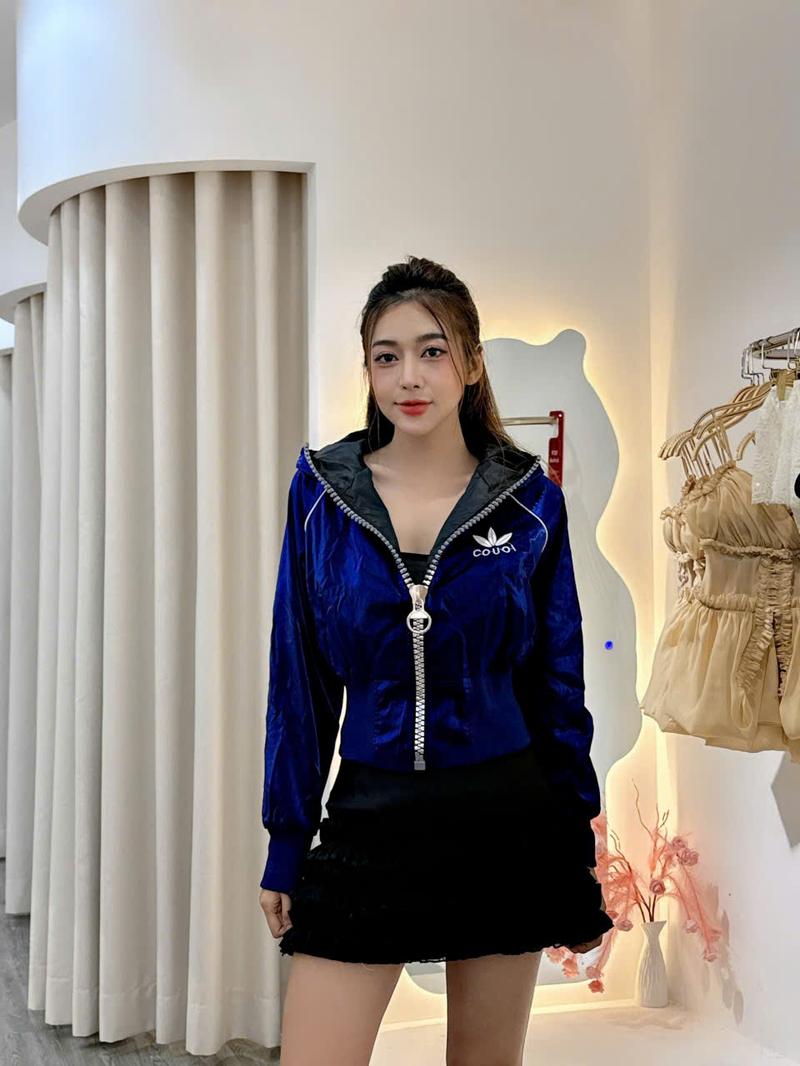 Product Introduction of Áo Khoác Phi Xà Cừ Nữ THÊU LOGO DÂY KÉO TO , Có Túi Trong 2 Lớp Dành cho Nữ Từ 40kg đến 58kg 10