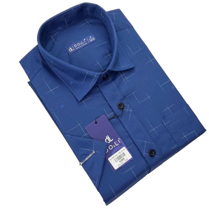 Áo sơ mi Ngắn Tay nam trung niên dáng suông. vạt ngang họa tiết vuông góc vải lụa nến DOLI Menswear Nhung Shirt