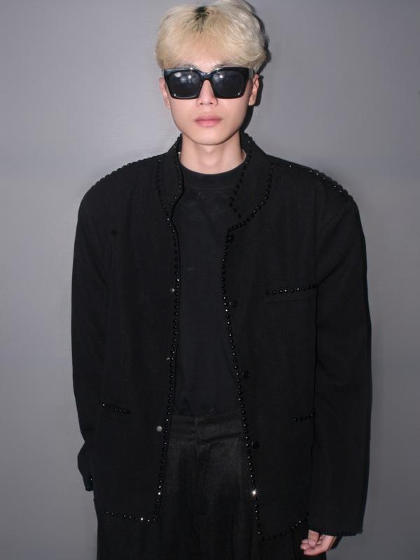 V.A ÁO VEST ĐÍNH HẠT CƯỜM ĐÁ ĐEN VẢI TUYẾT HÀN dầy dặn phong cách trẻ trung năng Động Áo Quần NAM NỮ