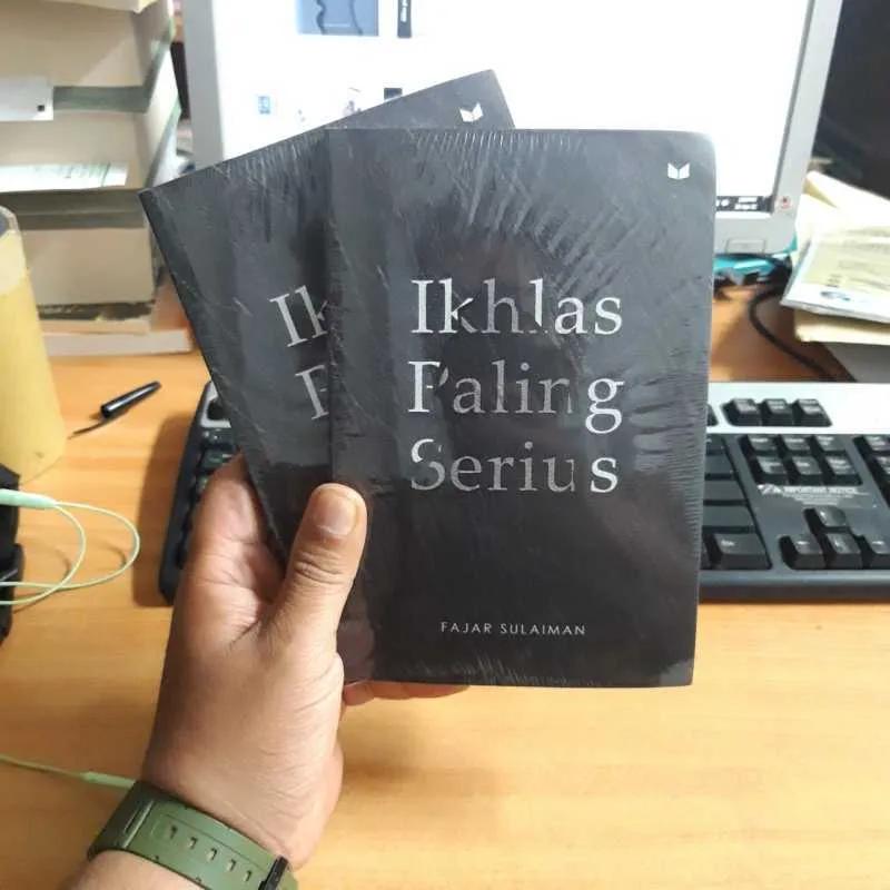 Product Introduction of NOVEL IKHLAS PALING SERIUS BY FAJAR SULAIMAN / N P 1