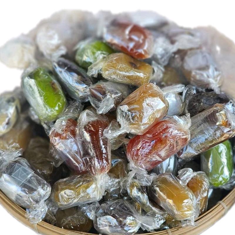 Mứt mãng cầu mix 9 vị  gói tay thủ công 500g (vị muối ớt, vị truyền thống, lá dứa,  sữa, thanh long, dừa non, cacao,mãng cầu  khóm) Snack Chua mứt  khóm