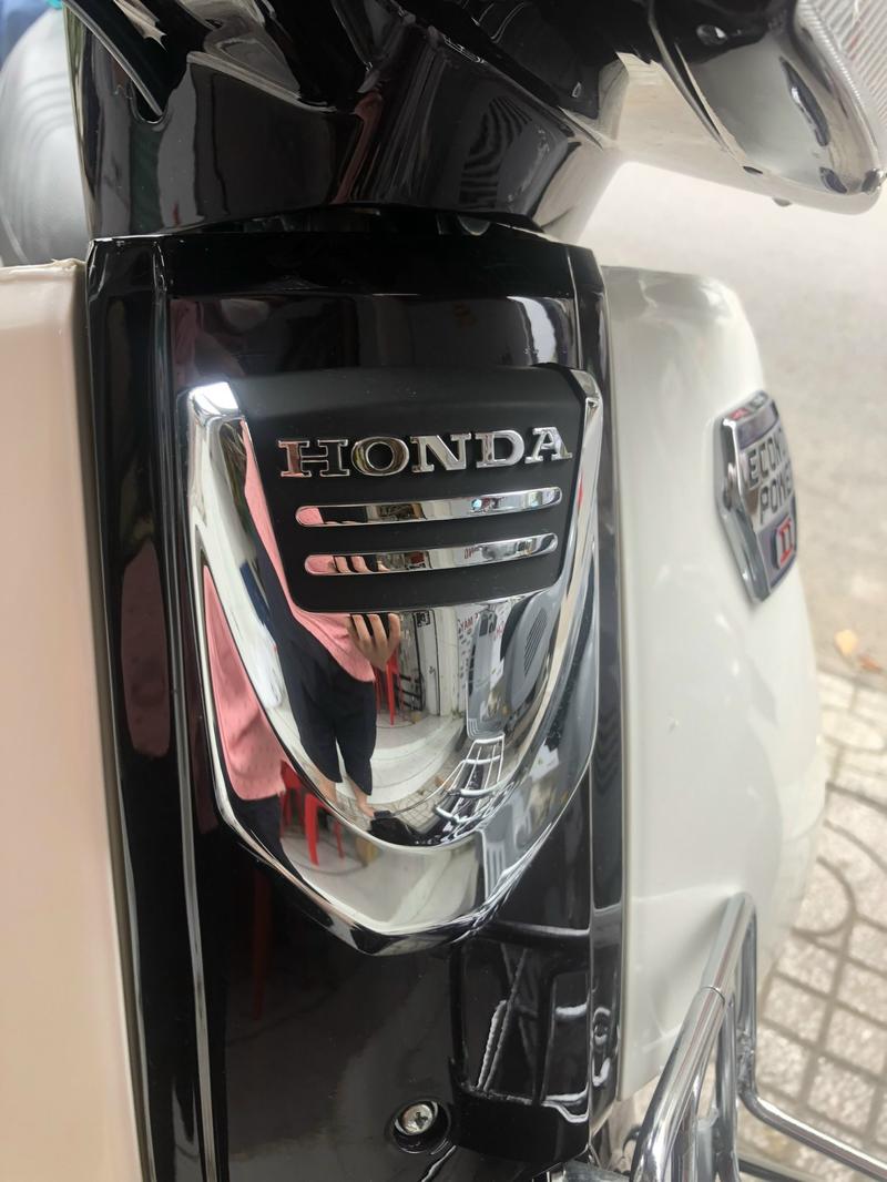 Product Introduction of Ốc vít bắt mặt nạ dream thái - super dream chính hãng honda 2