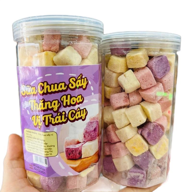 Trái Cây Vị Sữa Chua Sấy Thăng Hoa Hũ 200gram - Thơm ngon- Ăn vặt Hà Hii food Vị  Snack sữa chua kẹo  sấy giòn sua chua Tet Cay Vị Chua Cua Đường