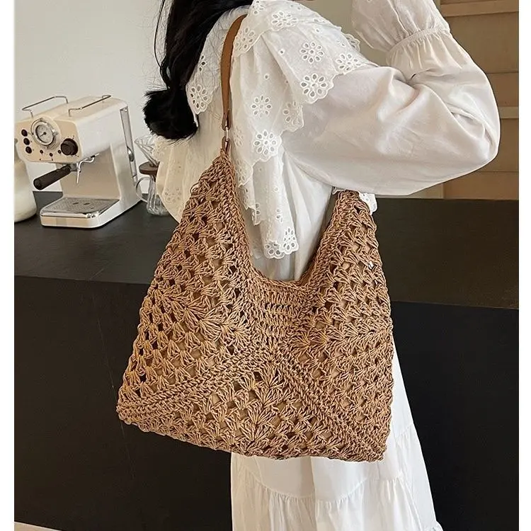 Túi Tote, Phong Cách Mới, Thiết Kế Khoét Lỗ Và Dệt, Chất Liệu Rơm Đi Biển, Dễ Phối Đồ, Đeo Một Bên Vai, Túi Sức Chứa Lớn 1
