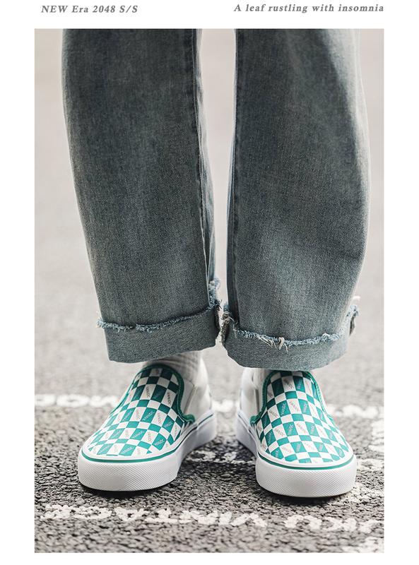 Product Introduction of Women's Plaid Canvas Shoes, Casual Flat Shoes, Low-top Non-slip Wear-resistant Canvas Shoes for Students and Couples 46