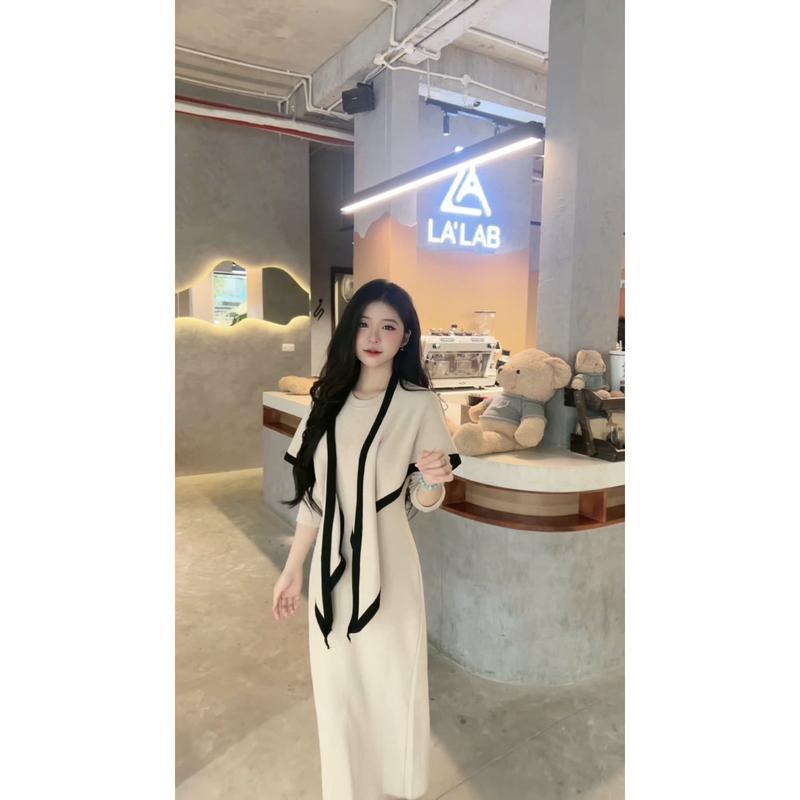  DONGXU Váy Thiết Kế V111 Dài Tay & Khăn Khoác Dáng Dài Xẻ Sau Chất Liệu Nỉ Lông Thỏ Màu Đen & Be Size S M L 