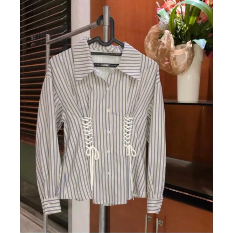 FADFAD Atasan Kemeja Putih Pinggang Lengan Panjang Lentera Desain Baru slim fit untuk Wanita 0