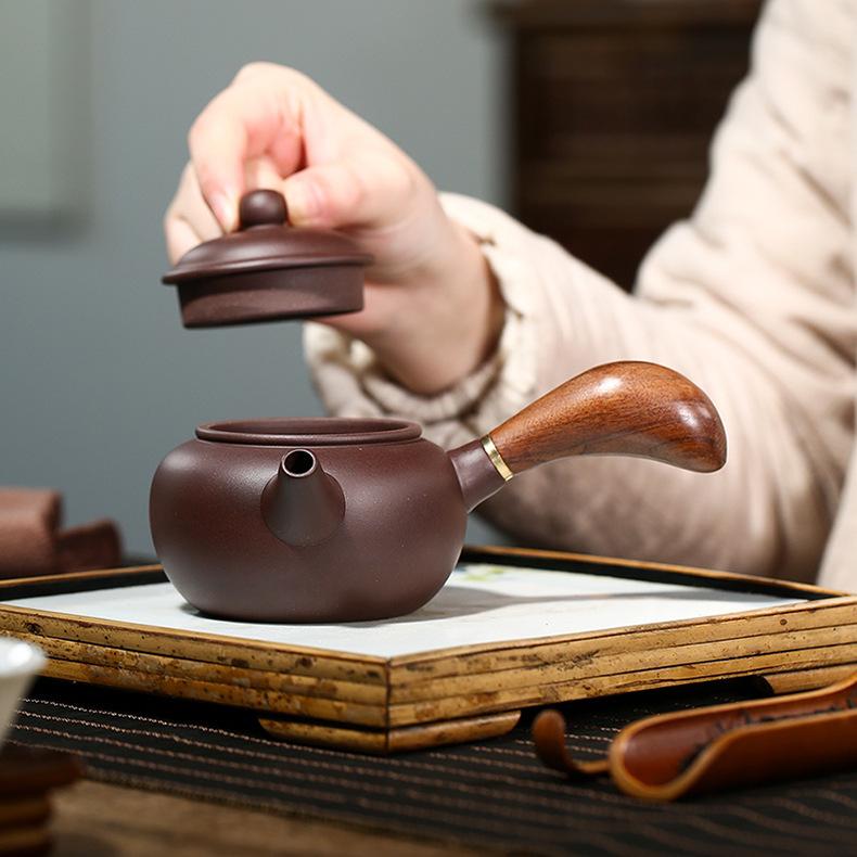 Product Introduction of # Purple Clay Pot# [Lifetime Fidelity] Yixing Purple Clay Pot Pure Handmade Famous Authentic Tea Brewing Size Capacity Yixing Original Yixing Clay Teapot Tea Set Purple Clay Handmade Vintage Tang Yu Pot Household 18
