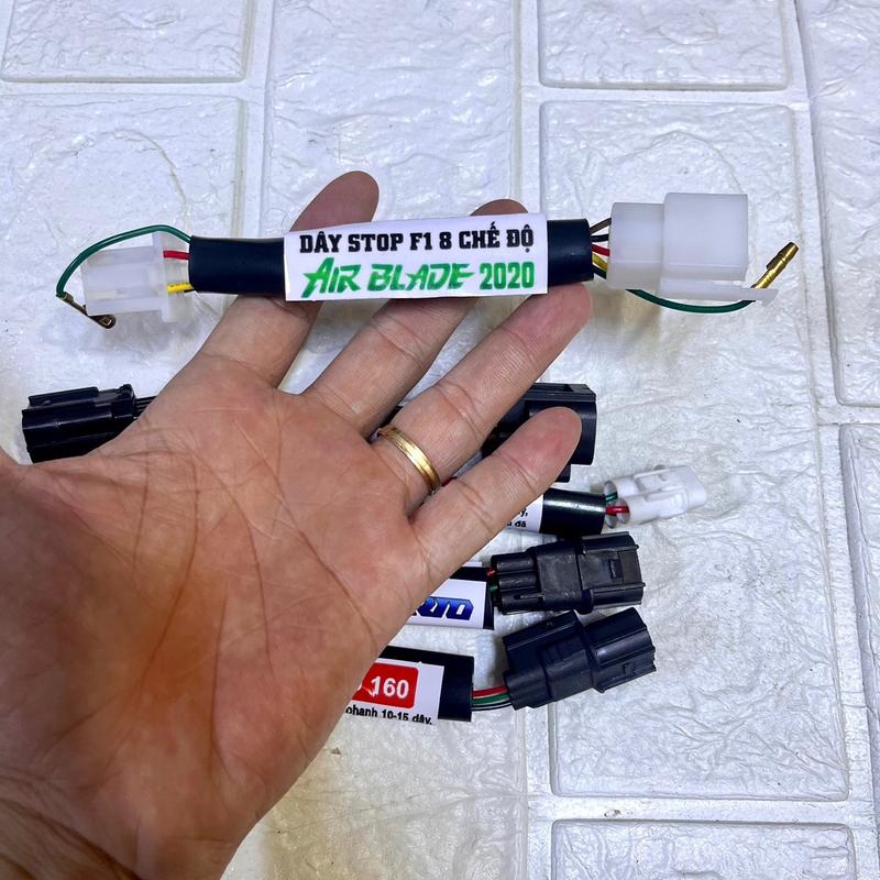 Dây chớp F1 den hậu gắn cho tay ga..và exciter150/155, nvx,novo5,Y15,R15,MT07. Xi Nhan Phụ Kiện Phụ Tùng 6
