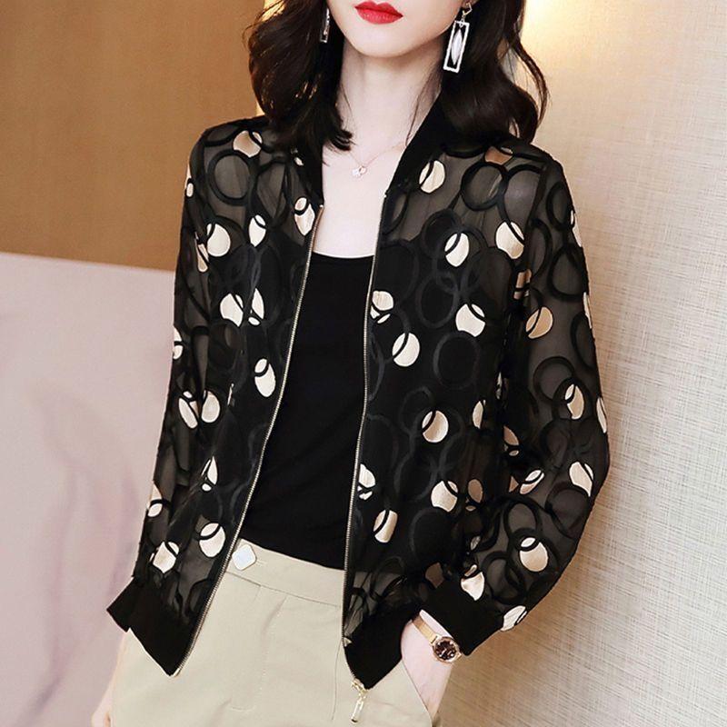 Áo Khoác Cho Mẹ, Ngoại Cỡ, Thanh Lịch Và Mỏng, Làm Bằng Voan Lụa Lạnh, Thời Trang Thường Ngày Áo Chống Nắng, Áo Bóng Chày, Dành Cho Phụ Nữ, Thích Hợp Cho Mùa Hè