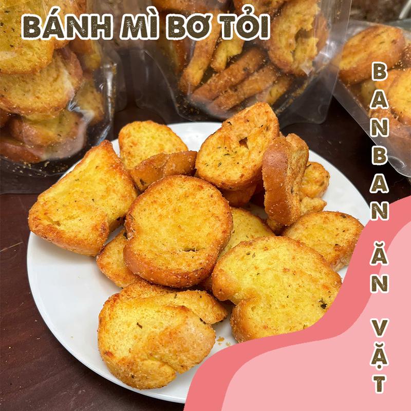 Bánh Mỳ Bơ Tỏi Mật Ong Sấy Khô Tẩm Vị Bơ Tỏi Thơm Ngon Bùi Vị Gói 300G bánh vinh snack bimbim que