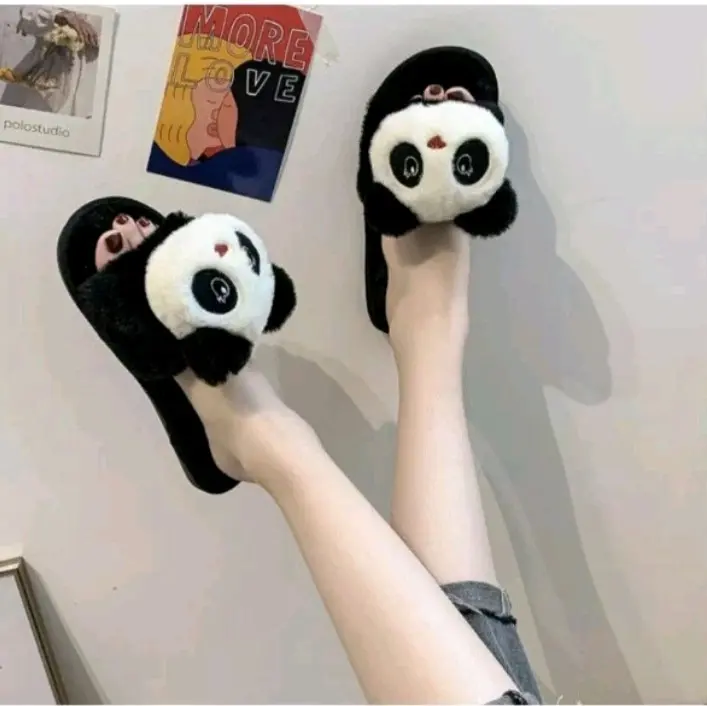 sendal rumah bulu(bonekan panda) Dalam Ruangan 3