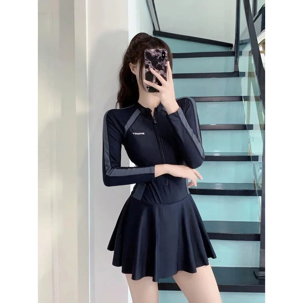 Women's Summer One-Piece Swimsuit New Long Sleeve Sun Protection Plus Size Skirt Style Concealing Conservative Fat MM Belly Covering Slimming Swimwear
