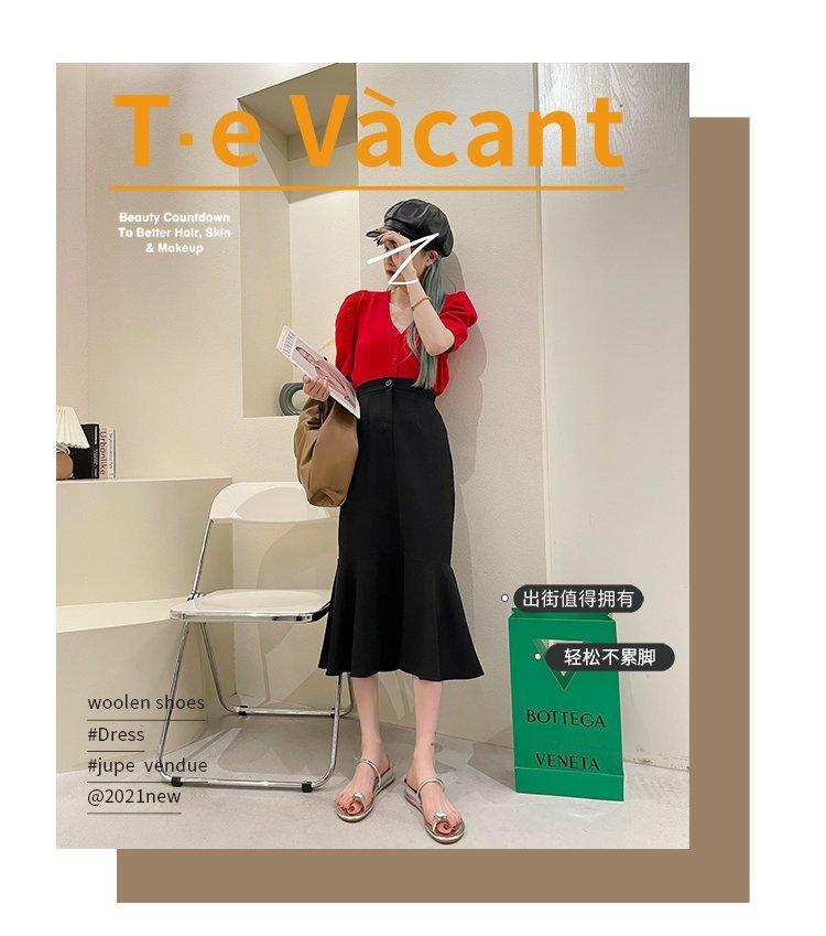 Product Introduction of Dép Lê Nữ, Mặc Mùa Hè, Hàng Mới Về 2024, Internet Nóng Bỏng, Đính Đá, Che Ngón Chân, Đế Xuồng, Thời Trang, Dễ Phối Đồ, Dép Đi Biển Shoes DéP GiàY 1