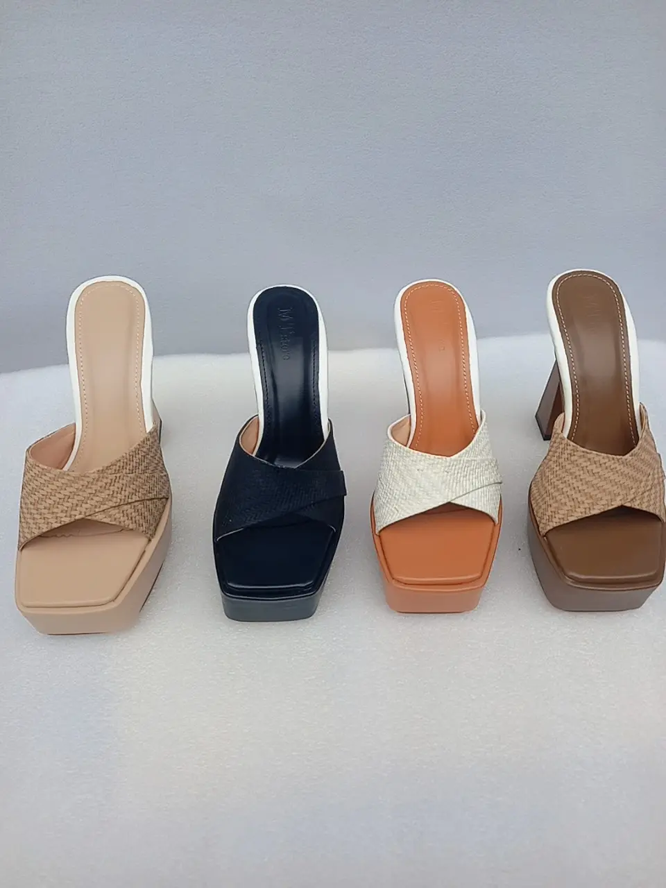 GIÀY DÉP NỮ CAO GÓT 12-13 PHÂN , PHÍA TRƯỚC ĐÚP 5 PHÂN , QUAI CHÉO , THỜI TRANG