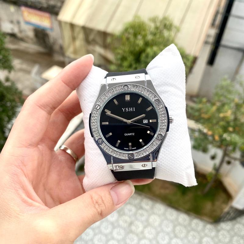YSHI Đồng Hồ Nam Nữ YSHI HB Luxury hub6013 Đính đá cao cấp chính hãng đẹp sang trọng và thời trang. Đeo Tay Watch CAO CẤP